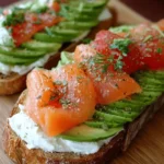 Tartines Avocat, Saumon Fumé et Fromage Frais