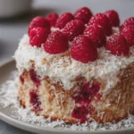 Bowl cake léger aux framboises et à la noix de coco